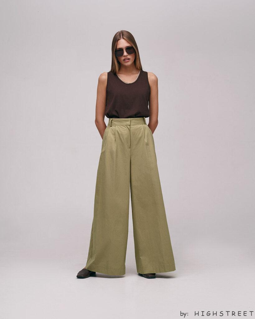 Pleated palazzo pants