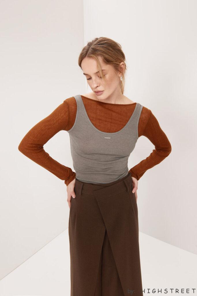 Tank and sleeve top