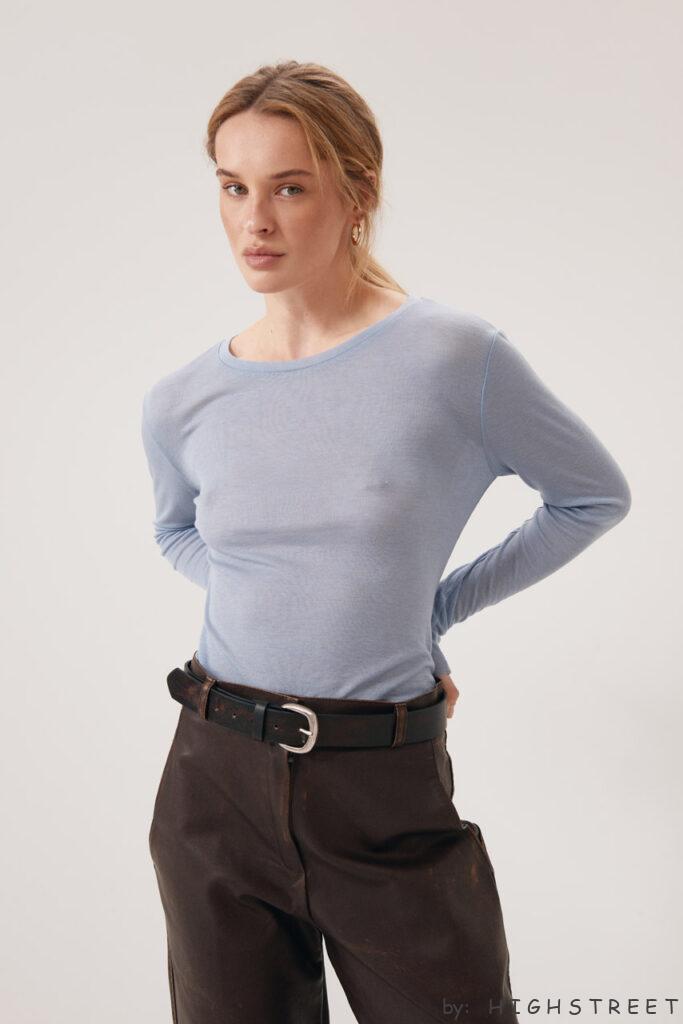Wooly top