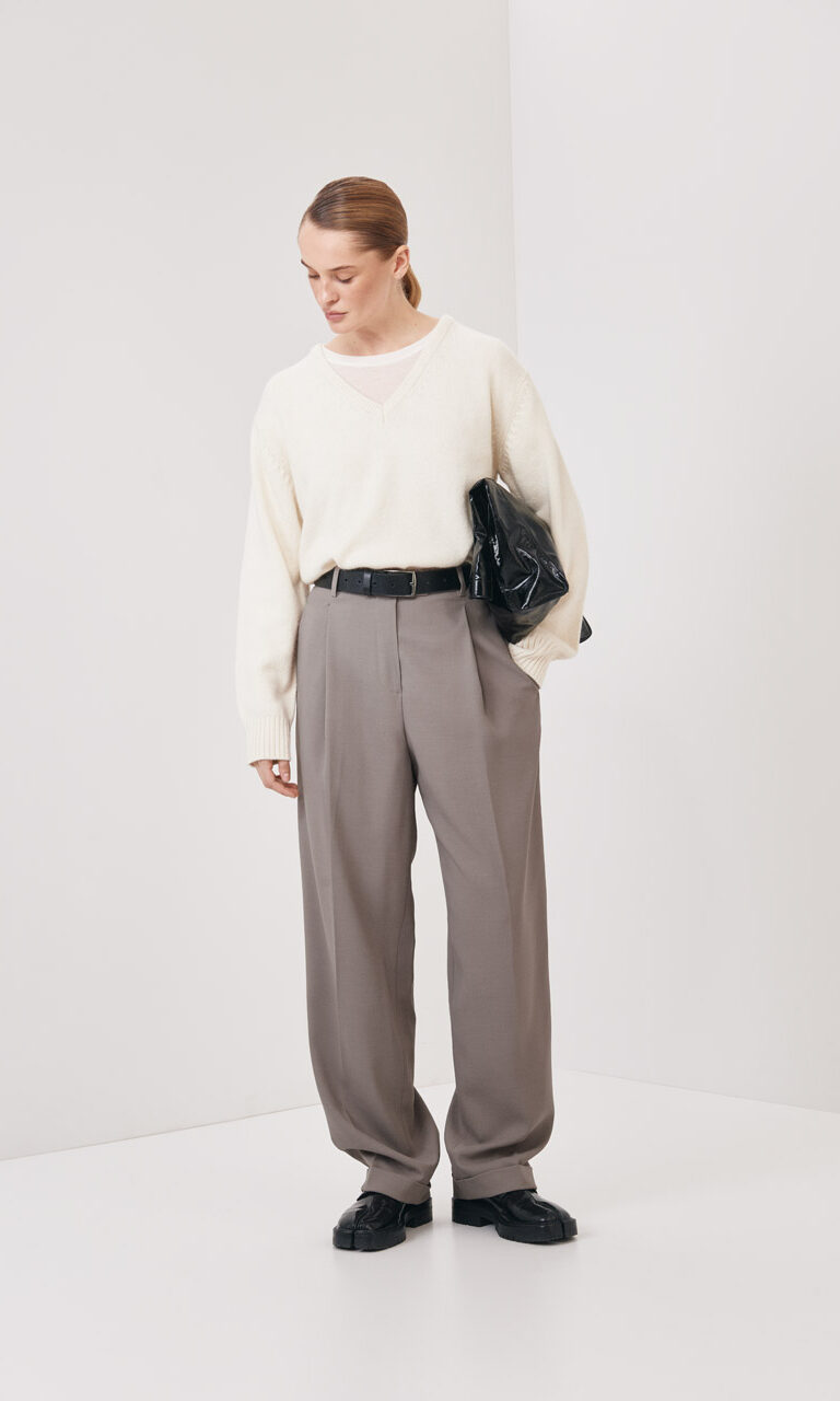 Tapered trousers