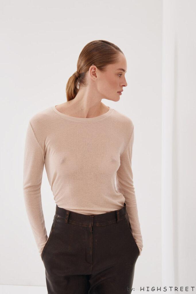 Wooly top