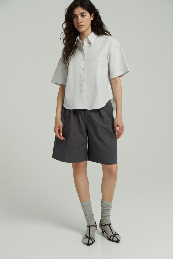 Short sleeved cotton shirt