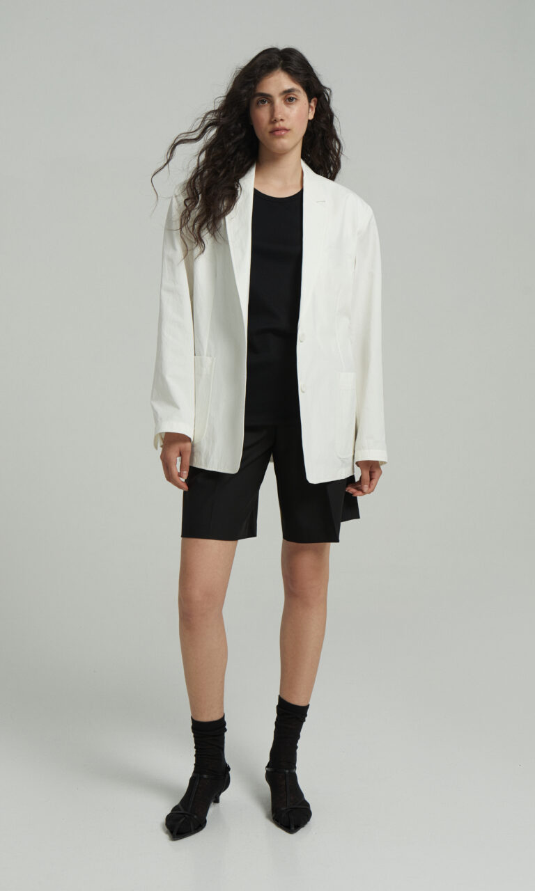 Single breasted light cotton blazer