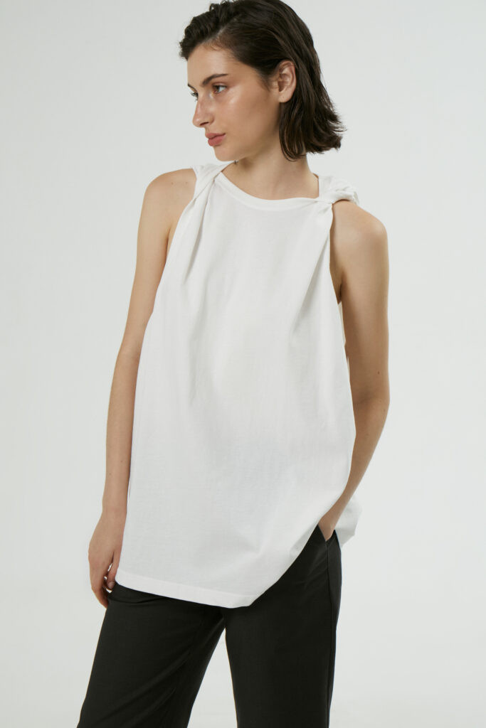 Twisted tank top
