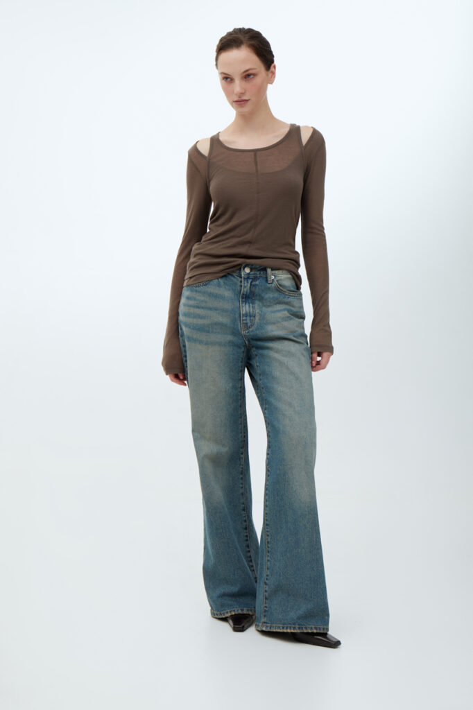 Bootcut jeans with pockets