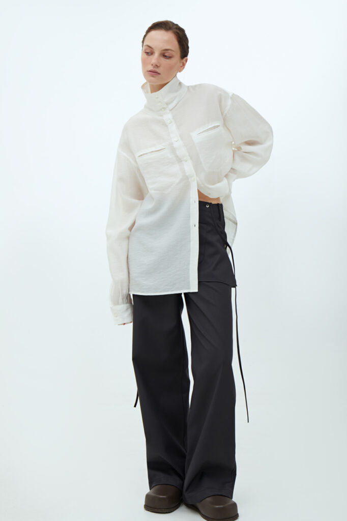Lightweight high-neck blouse