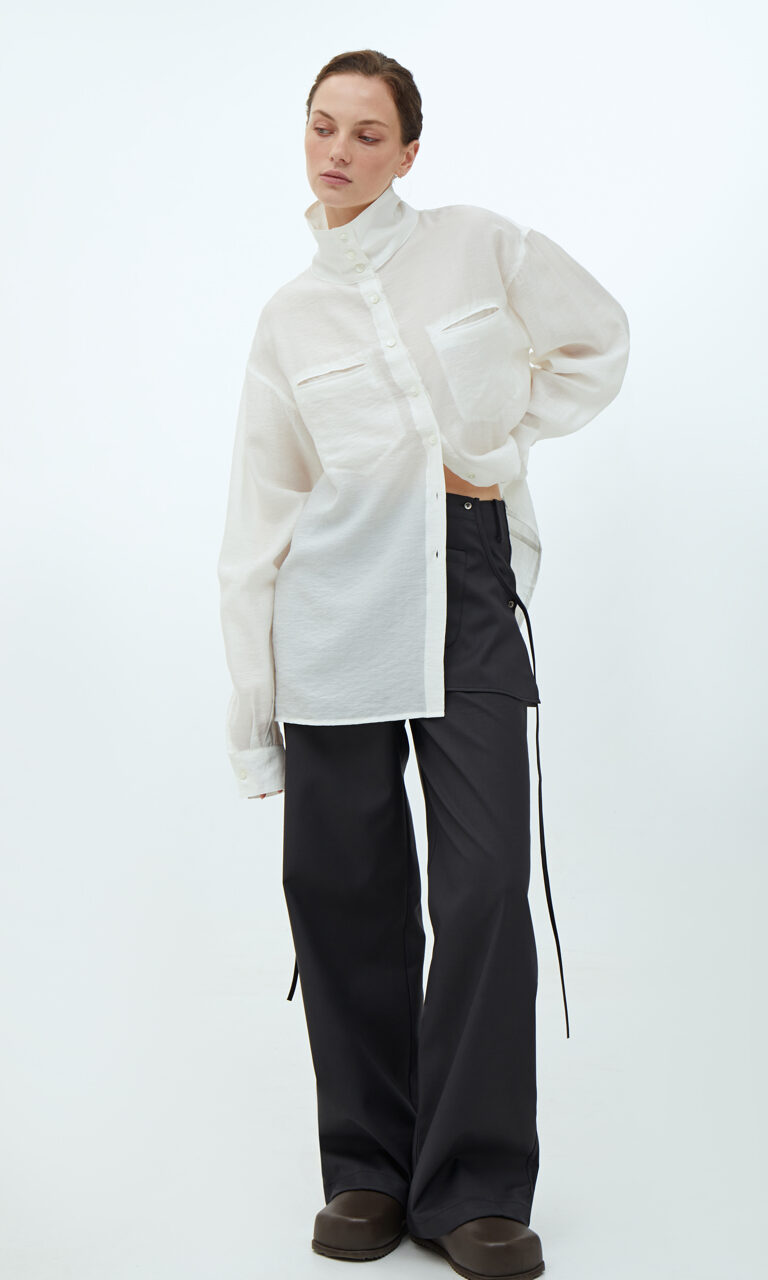 Lightweight high-neck blouse