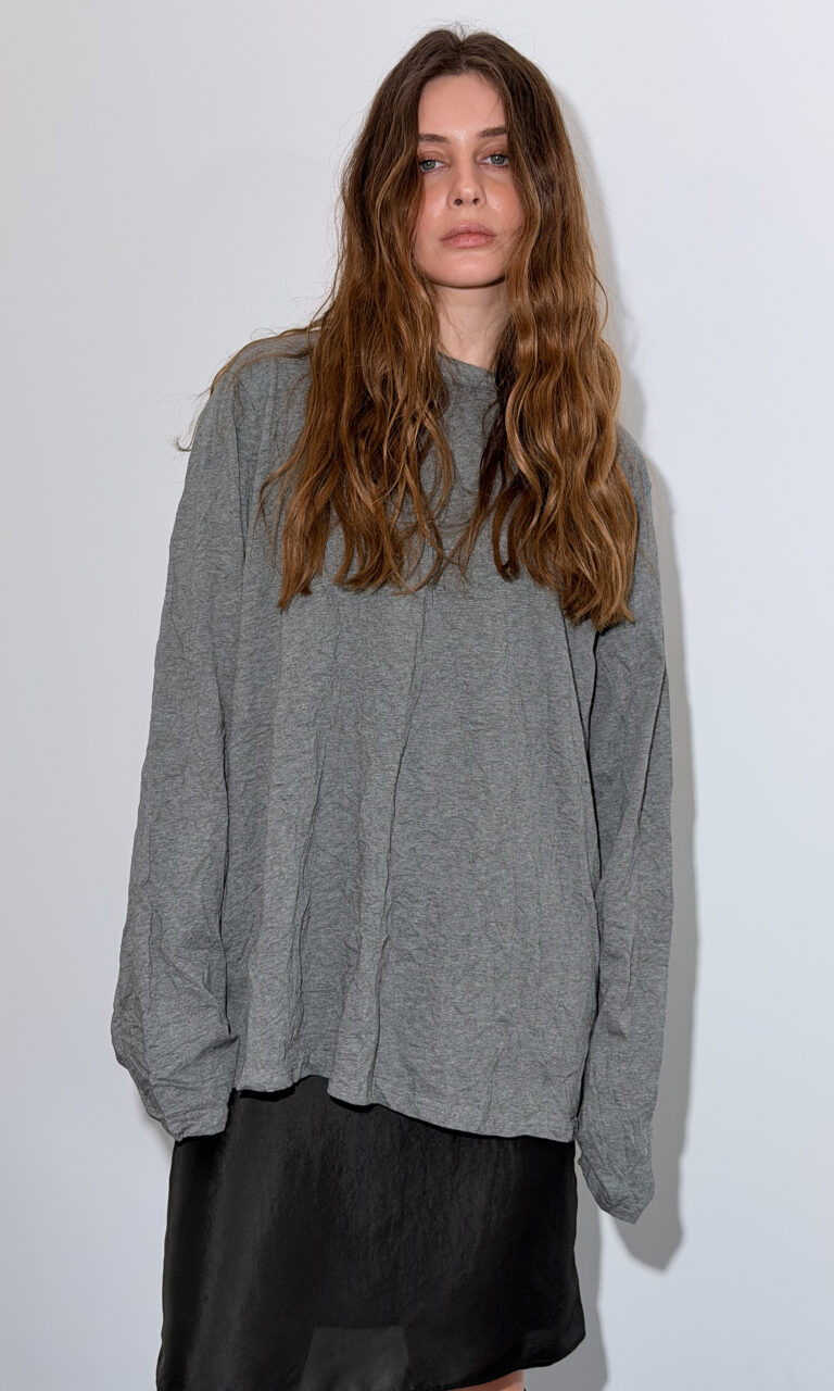 Crinkled oversized sleeve tee