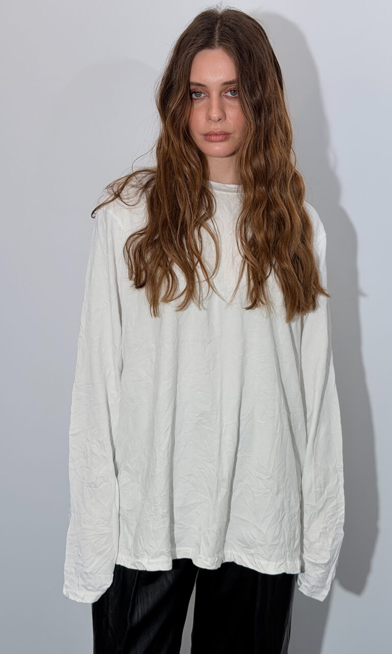 Crinkled oversized sleeve tee