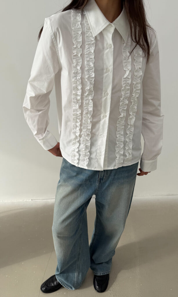 Cropped ruffle shirt