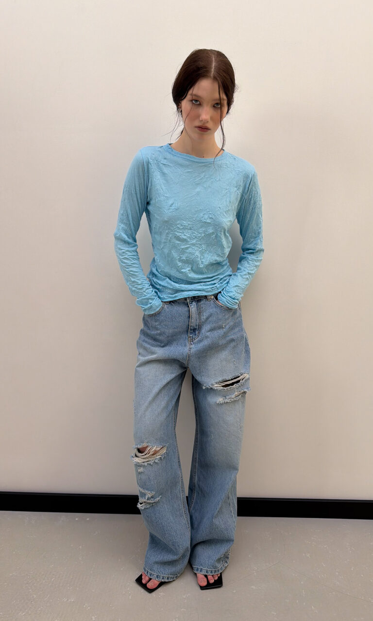 Crinckled sleeve top